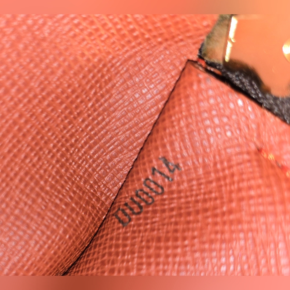 π― Authentic Damier Ebene Papillon 26 - Picture 5 of 15